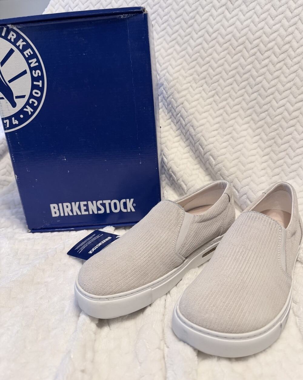 Birkenstock Oswego Slip-On Antique White Suede Leather W7 M5 Narrow Fit EU 38